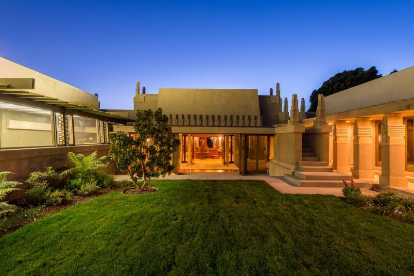 Frank Lloyd Wright's Hollyhock House